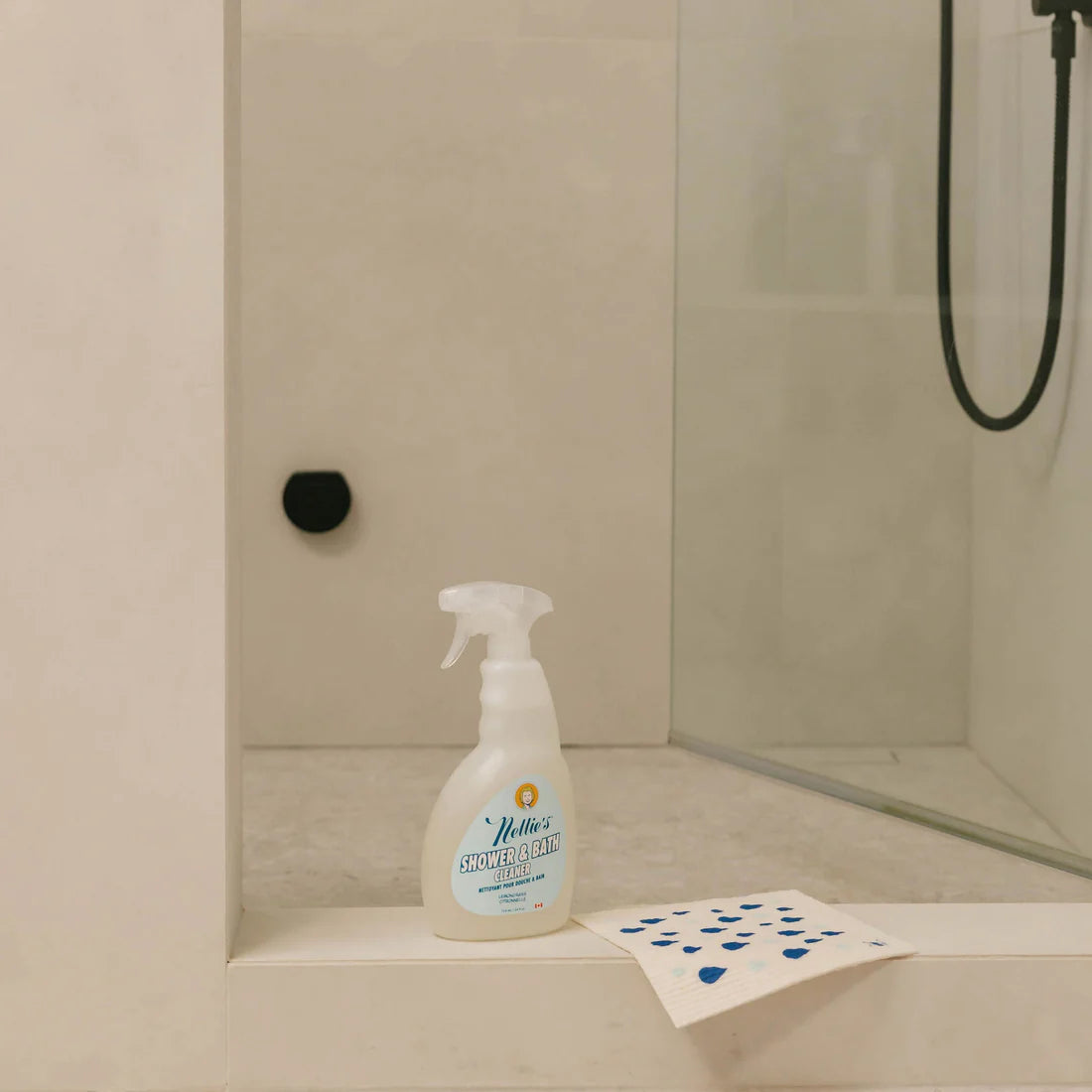 Shower & Bath Cleaner, 710ml - Nellie's