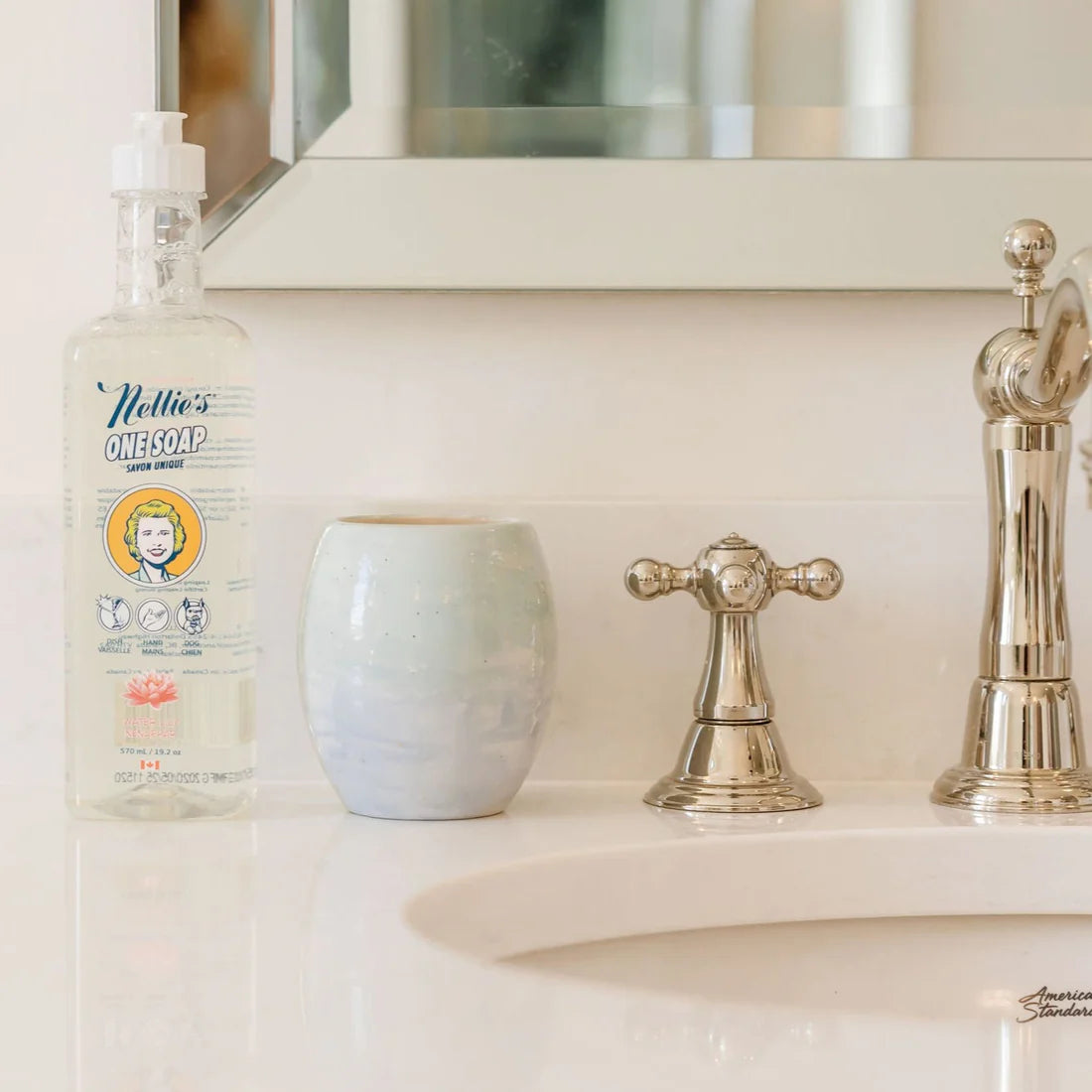 One Soap - Water Lilly, 570ml - Nellie's