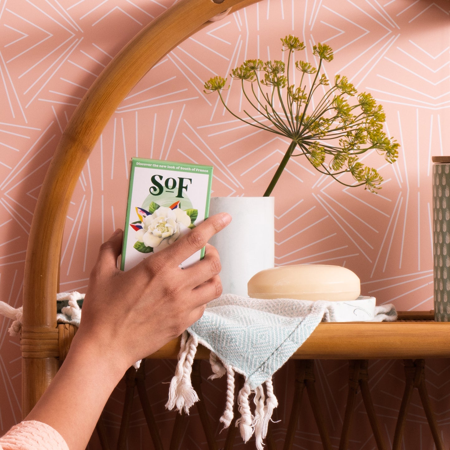 Natural Soap Lush Gardenia, 170 g - South Of France